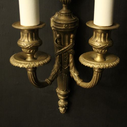 FRENCH PAIR OF GILDED BRONZE ANTIQUE WALL LIGHTS - ADDITIONAL PHOTO 5