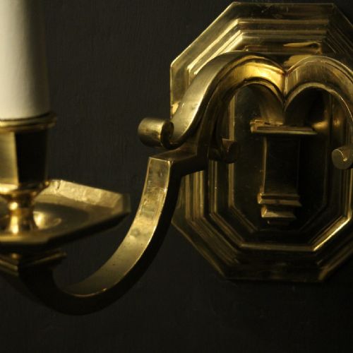 ENGLISH BRASS TWIN ARM ANTIQUE WALL LIGHTS - ADDITIONAL PHOTO 7