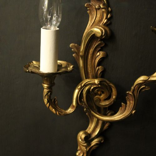 FRENCH PAIR OF GILDED BRONZE ANTIQUE WALL LIGHTS - ADDITIONAL PHOTO 6