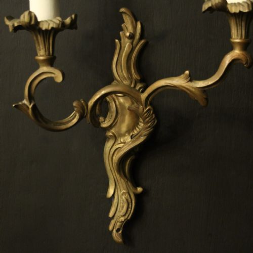 FRENCH PAIR OF GILDED BRONZE ANTIQUE WALL LIGHTS - ADDITIONAL PHOTO 5