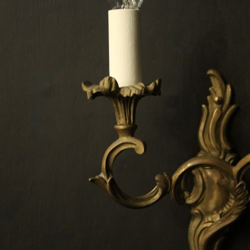 FRENCH PAIR OF GILDED BRONZE ANTIQUE WALL LIGHTS - ADDITIONAL PHOTO 6