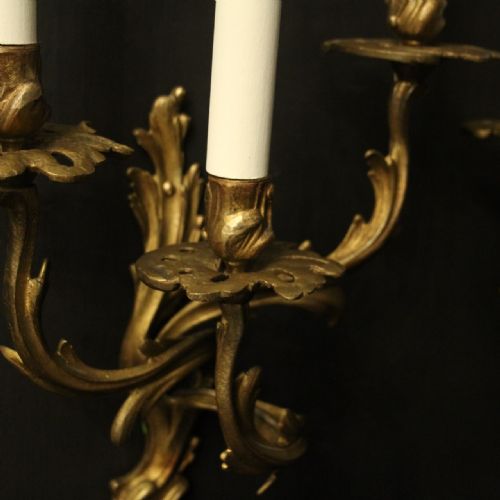 FRENCH PAIR OF GILDED BRONZE ANTIQUE WALL SCONCES - ADDITIONAL PHOTO 3