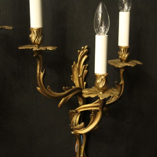 FRENCH PAIR OF GILDED BRONZE ANTIQUE WALL SCONCES - ADDITIONAL PHOTO 4