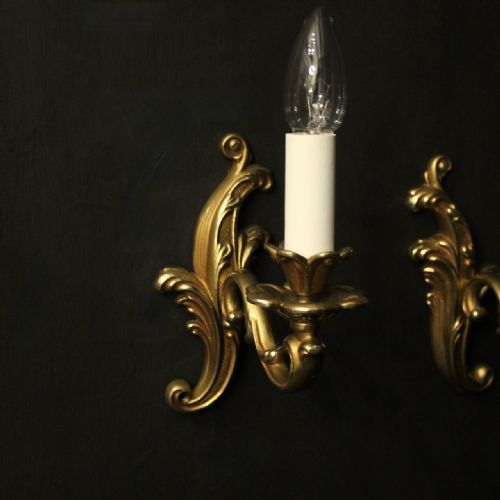 FRENCH GILDED BRONZE SINGLE ARM WALL LIGHTS - ADDITIONAL PHOTO 2