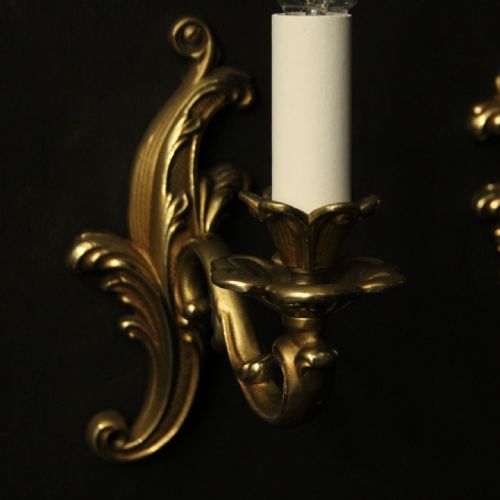 FRENCH GILDED BRONZE SINGLE ARM WALL LIGHTS - ADDITIONAL PHOTO 3