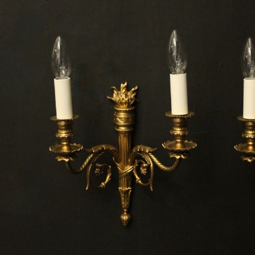 FRENCH PAIR OF GILDED ANTIQUE WALL LIGHTS - ADDITIONAL PHOTO 1
