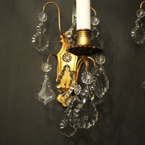 FRENCH PAIR OF GILDED SINGLE ARM ANTIQUE WALL LIGHTS - ADDITIONAL PHOTO 2