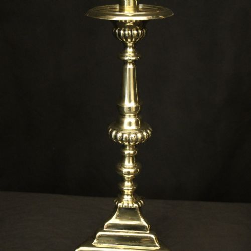ENGLISH PAIR OF BRASS ANTIQUE TABLE LAMPS - ADDITIONAL PHOTO 1