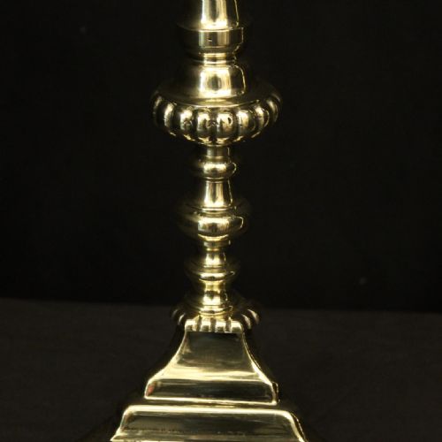 ENGLISH PAIR OF BRASS ANTIQUE TABLE LAMPS - ADDITIONAL PHOTO 6