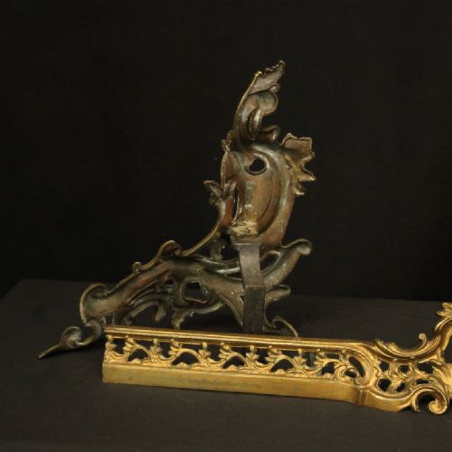 FRENCH 19TH CENTURY GILDED BRONZE EXTENDABLE FIRE FENDER - ADDITIONAL PHOTO 7