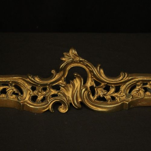 FRENCH 19TH CENTURY GILDED BRONZE EXTENDABLE FIRE FENDER - ADDITIONAL PHOTO 8