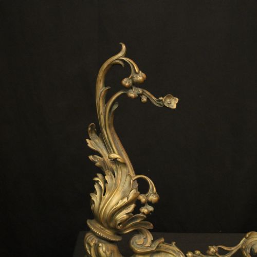 FRENCH 19TH CENTURY GILDED BRONZE EXTENDABLE FIRE FENDER - ADDITIONAL PHOTO 3