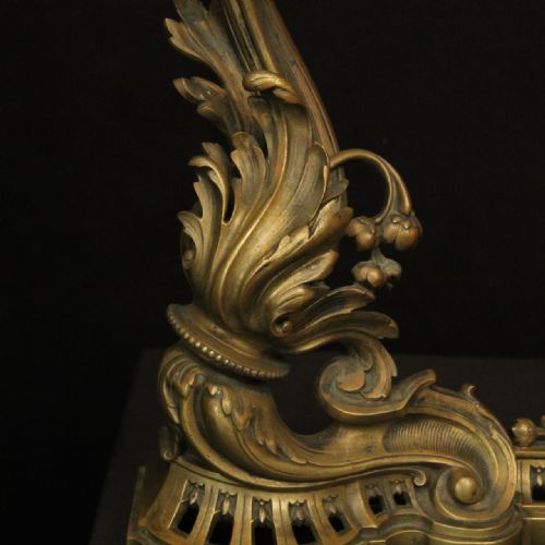 FRENCH 19TH CENTURY GILDED BRONZE EXTENDABLE FIRE FENDER - ADDITIONAL PHOTO 5