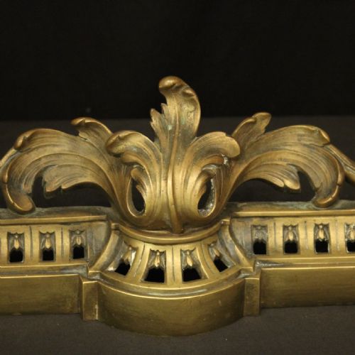 FRENCH 19TH CENTURY GILDED BRONZE EXTENDABLE FIRE FENDER - ADDITIONAL PHOTO 9