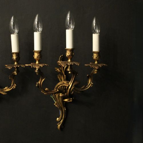 FRENCH PAIR OF GILDED BRONZE ANTIQUE WALL LIGHTS - ADDITIONAL PHOTO 1