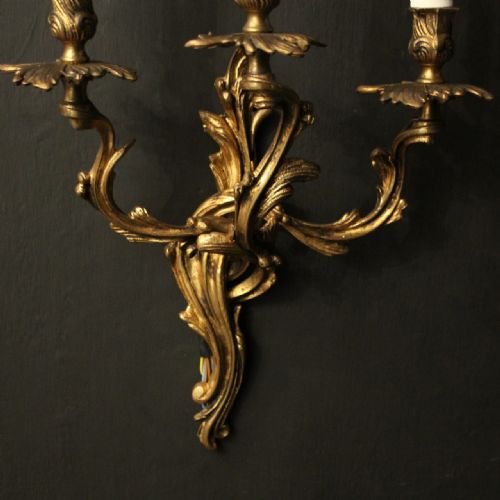 FRENCH PAIR OF GILDED BRONZE ANTIQUE WALL LIGHTS - ADDITIONAL PHOTO 8