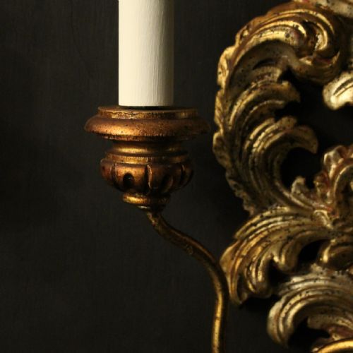 FRENCH PAIR OF GILTWOOD TWIN ARM WALL LIGHTS - ADDITIONAL PHOTO 6