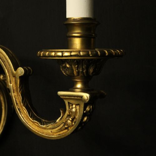 FRENCH PAIR OF GILDED BRONZE ANTIQUE WALL SCONCES - ADDITIONAL PHOTO 3