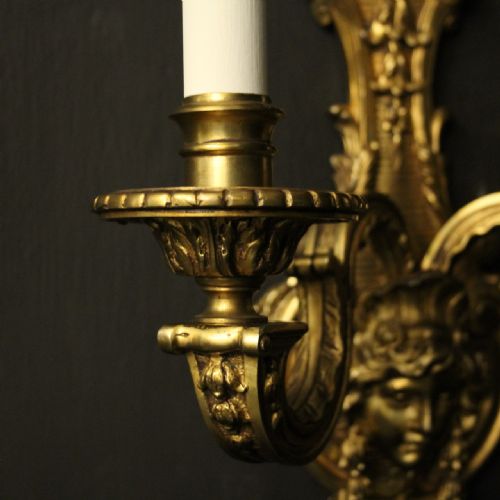 FRENCH PAIR OF GILDED BRONZE ANTIQUE WALL SCONCES - ADDITIONAL PHOTO 6