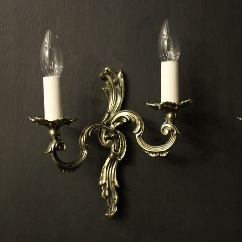 FRENCH PAIR OF REPOLISHED BRASS ANTIQUE WALL LIGHTS - ADDITIONAL PHOTO 1