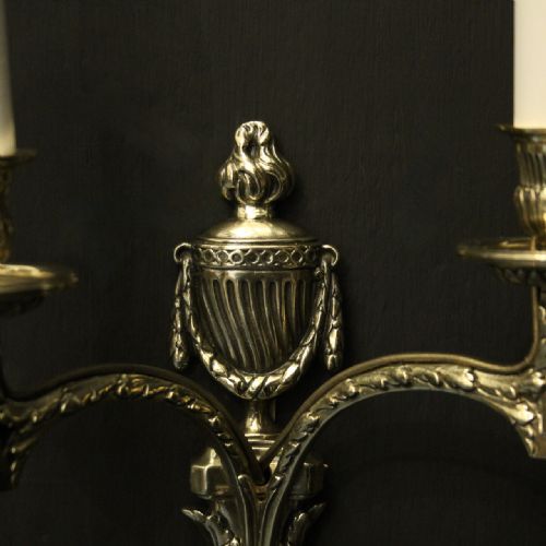 FRENCH PAIR OF BRASS TWIN ARM ANTIQUE WALL LIGHTS - ADDITIONAL PHOTO 1