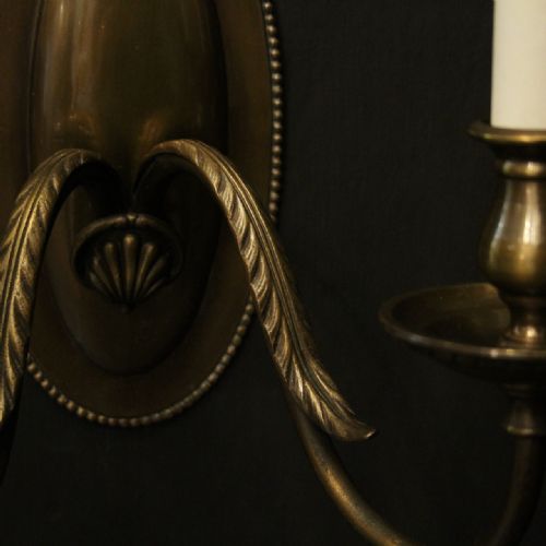 ENGLISH PAIR OF BRASS TWIN ARM ANTIQUE WALL LIGHTS - ADDITIONAL PHOTO 3