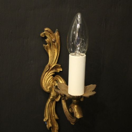 FRENCH PAIR OF GILDED SINGLE ARM WALL LIGHTS - ADDITIONAL PHOTO 2