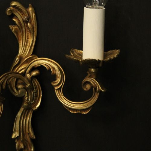 FRENCH PAIR OF GILDED TWIN ARM ANTIQUE WALL LIGHTS - ADDITIONAL PHOTO 3