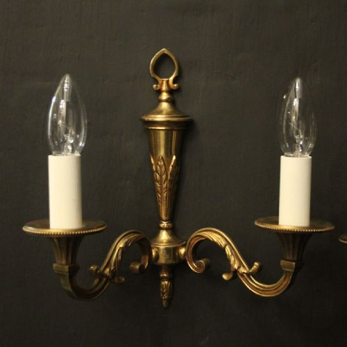 FRENCH PAIR OF GILDED ANTIQUE WALL LIGHTS - ADDITIONAL PHOTO 1