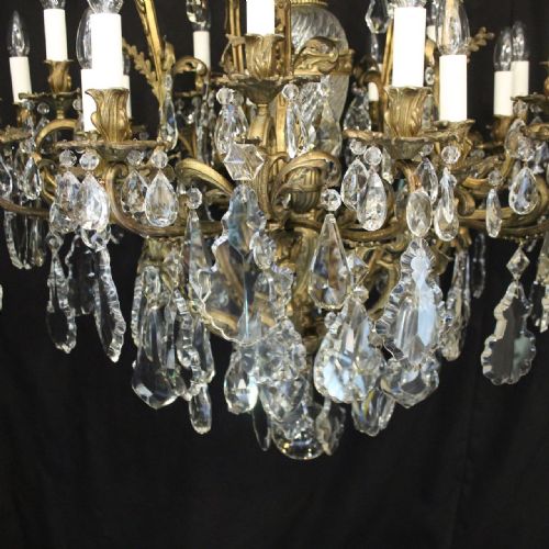 FRENCH ORNATE GILDED BRONZE 20 LIGHT ANTIQUE CHANDELIER - ADDITIONAL PHOTO 3