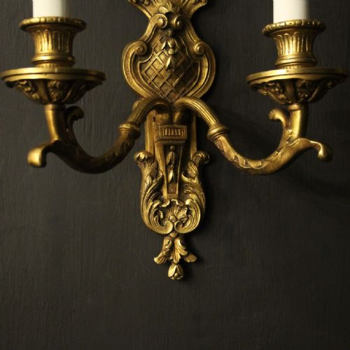 FRENCH PAIR OF GILDED BRONZE ANTIQUE WALL SCONCES - ADDITIONAL PHOTO 4