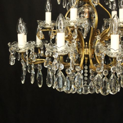 ITALIAN GILDED 16 LIGHT CRYSTAL ANTIQUE CHANDELIER - ADDITIONAL PHOTO 5