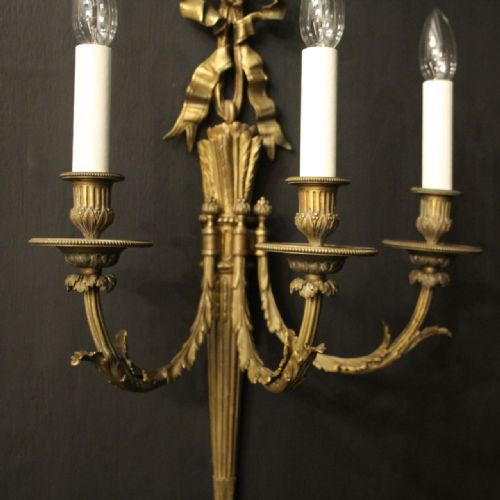 FRENCH GILDED BRONZE SINGLE TRIPLE ARM ANTIQUE WALL LIGHT - ADDITIONAL PHOTO 1