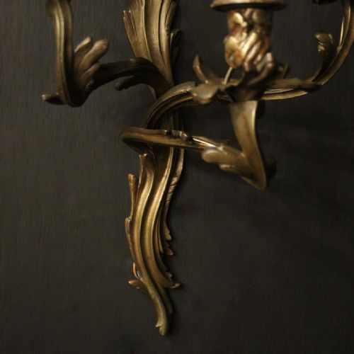 FRENCH PAIR OF BRONZE ANTIQUE WALL SCONCES - ADDITIONAL PHOTO 2
