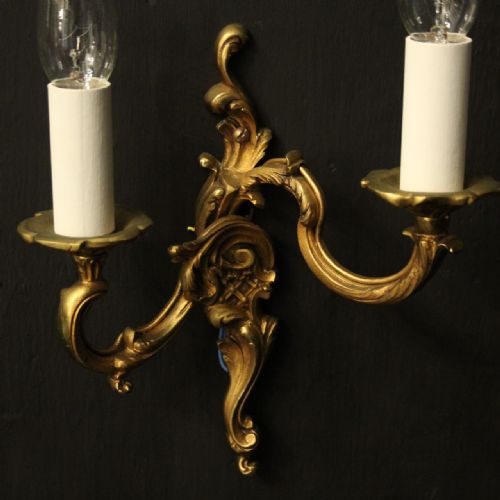 FRENCH PAIR OF GILDED BRONZE ANTIQUE WALL LIGHTS - ADDITIONAL PHOTO 3