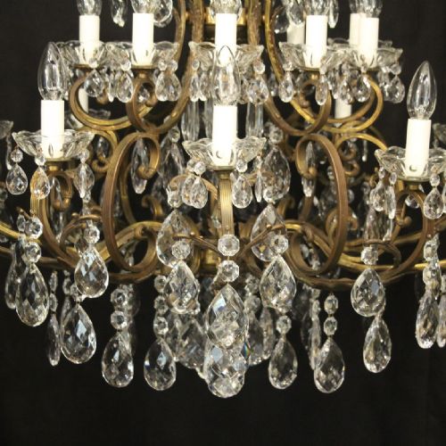 ITALIAN LARGE GILDED BRONZE 21 LIGHT ANTIQUE CHANDELIER - ADDITIONAL PHOTO 4