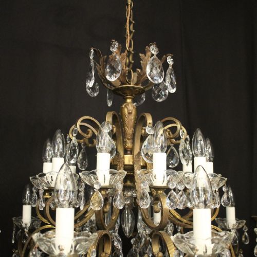 ITALIAN LARGE GILDED BRONZE 21 LIGHT ANTIQUE CHANDELIER - ADDITIONAL PHOTO 6