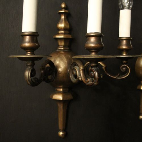 ENGLISH PAIR OF BRONZE TRIPLE ARM ANTIQUE WALL LIGHTS - ADDITIONAL PHOTO 4