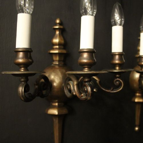 ENGLISH PAIR OF BRONZE TRIPLE ARM ANTIQUE WALL LIGHTS - ADDITIONAL PHOTO 5