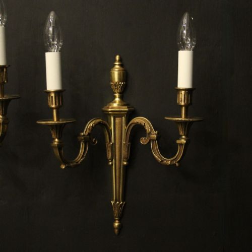 FRENCH PAIR OF GILDED ANTIQUE WALL LIGHTS - ADDITIONAL PHOTO 1