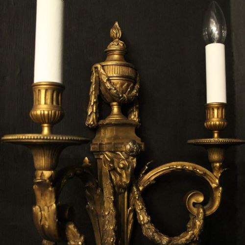 FRENCH PAIR OF GILDED BRONZE ANTIQUE WALL SCONCES - ADDITIONAL PHOTO 3