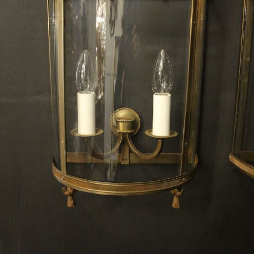 FRENCH PAIR OF GILDED CONVEX HALF LANTERNS - ADDITIONAL PHOTO 1