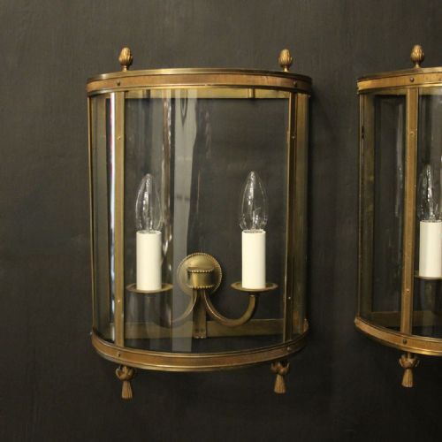 FRENCH PAIR OF GILDED CONVEX HALF LANTERNS - ADDITIONAL PHOTO 4