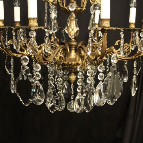 FRENCH GILDED BRONZE 8 LIGHT ANTIQUE CHANDELIER - ADDITIONAL PHOTO 6