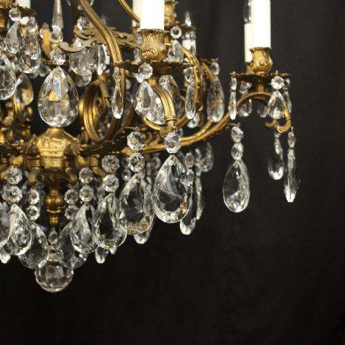 FRENCH GILDED BRASS CRYSTAL 16 LIGHT ANTIQUE CHANDELIER - ADDITIONAL PHOTO 5