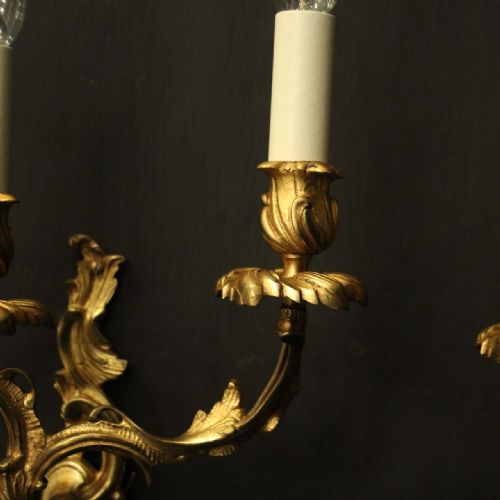 FRENCH PAIR OF GILDED BRONZE ANTIQUE WALL LIGHTS - ADDITIONAL PHOTO 3