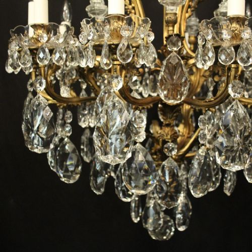 FRENCH PAIR OF GILDED BRONZE CRYSTAL 11 LIGHT ANTIQUE CHANDELIERS - ADDITIONAL PHOTO 6