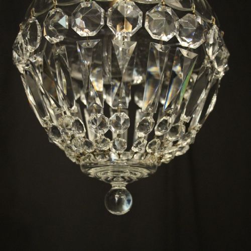 ENGLISH PAIR OF ANTIQUE CRYSTAL BAG CHANDELIERS - ADDITIONAL PHOTO 6