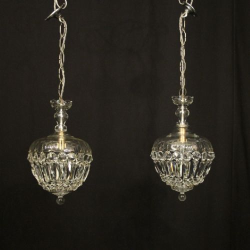 ENGLISH PAIR OF ANTIQUE CRYSTAL BAG CHANDELIERS - ADDITIONAL PHOTO 8
