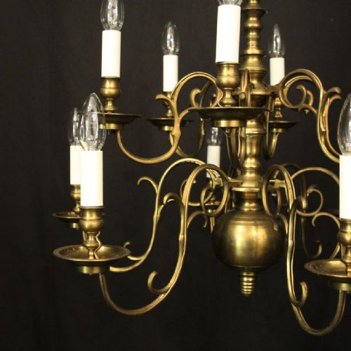 ENGLISH BRASS 12 LIGHT LATE 19TH CENTURY ANTIQUE CHANDELIER - ADDITIONAL PHOTO 5